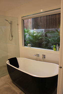 bath of apartment